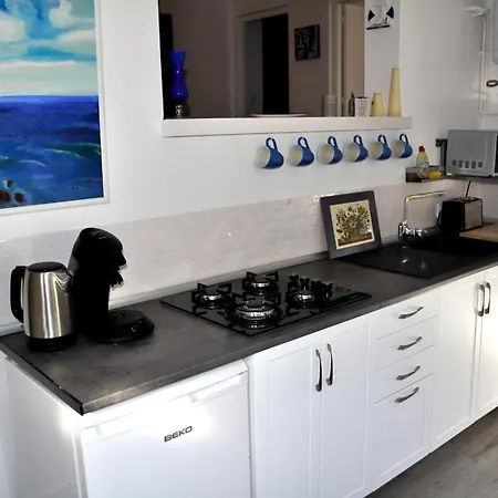 Apartamento Galeretes, By Bookindenia *